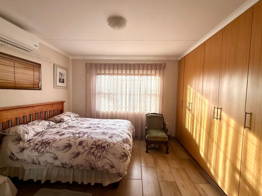 1 Bedroom Property for Sale in Langenhovenpark Free State